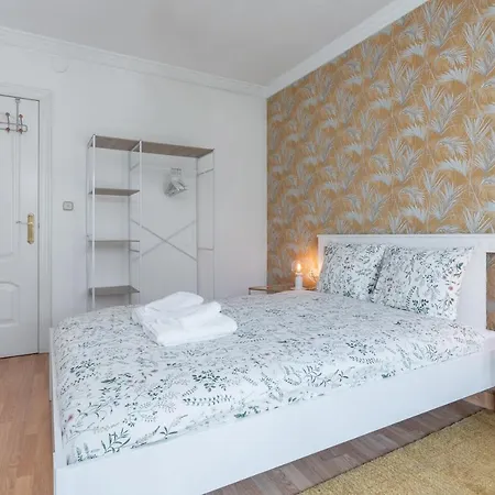 Tuguest San Agustin Ii Apartment